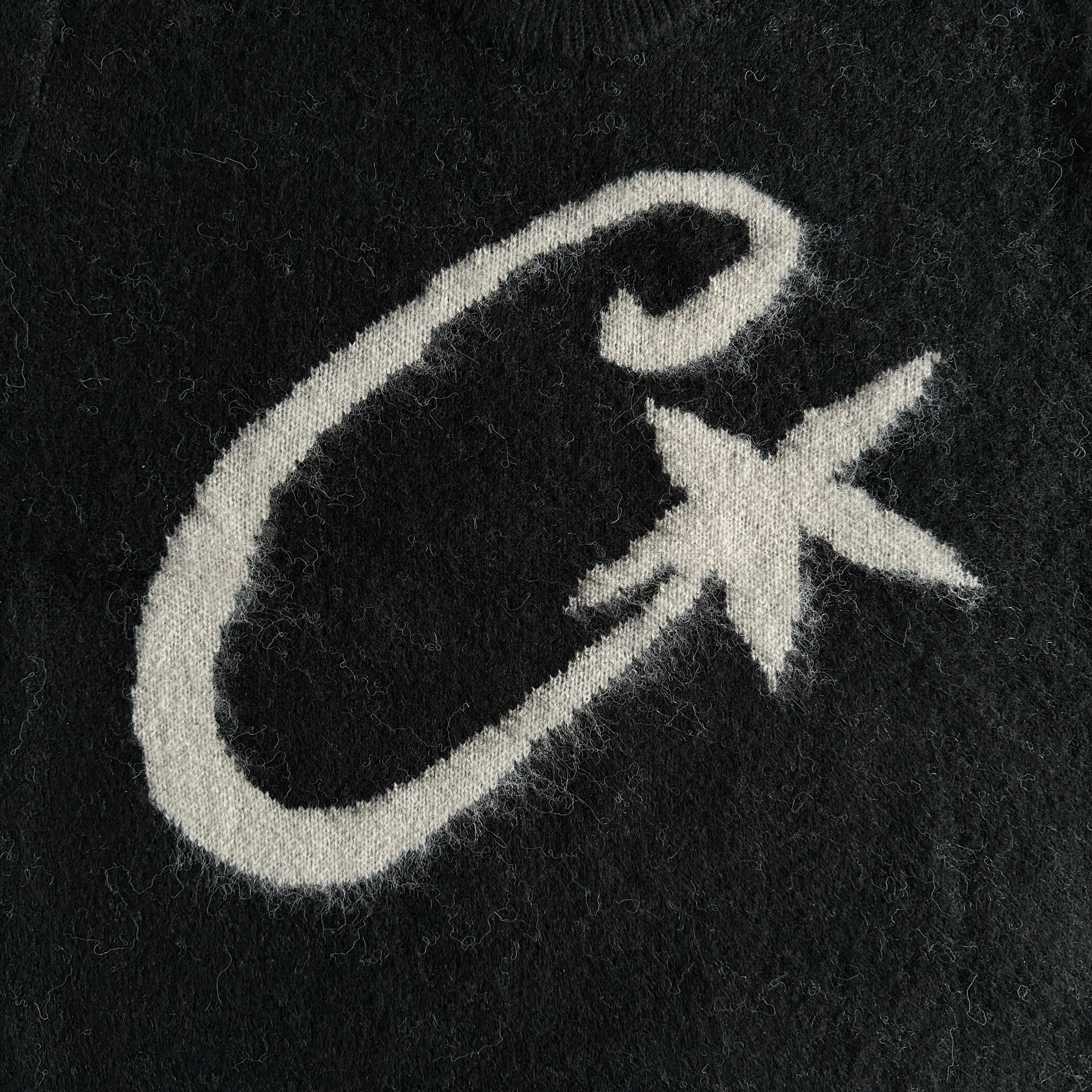 CRTZ - KNITTED SWEATER BLACK