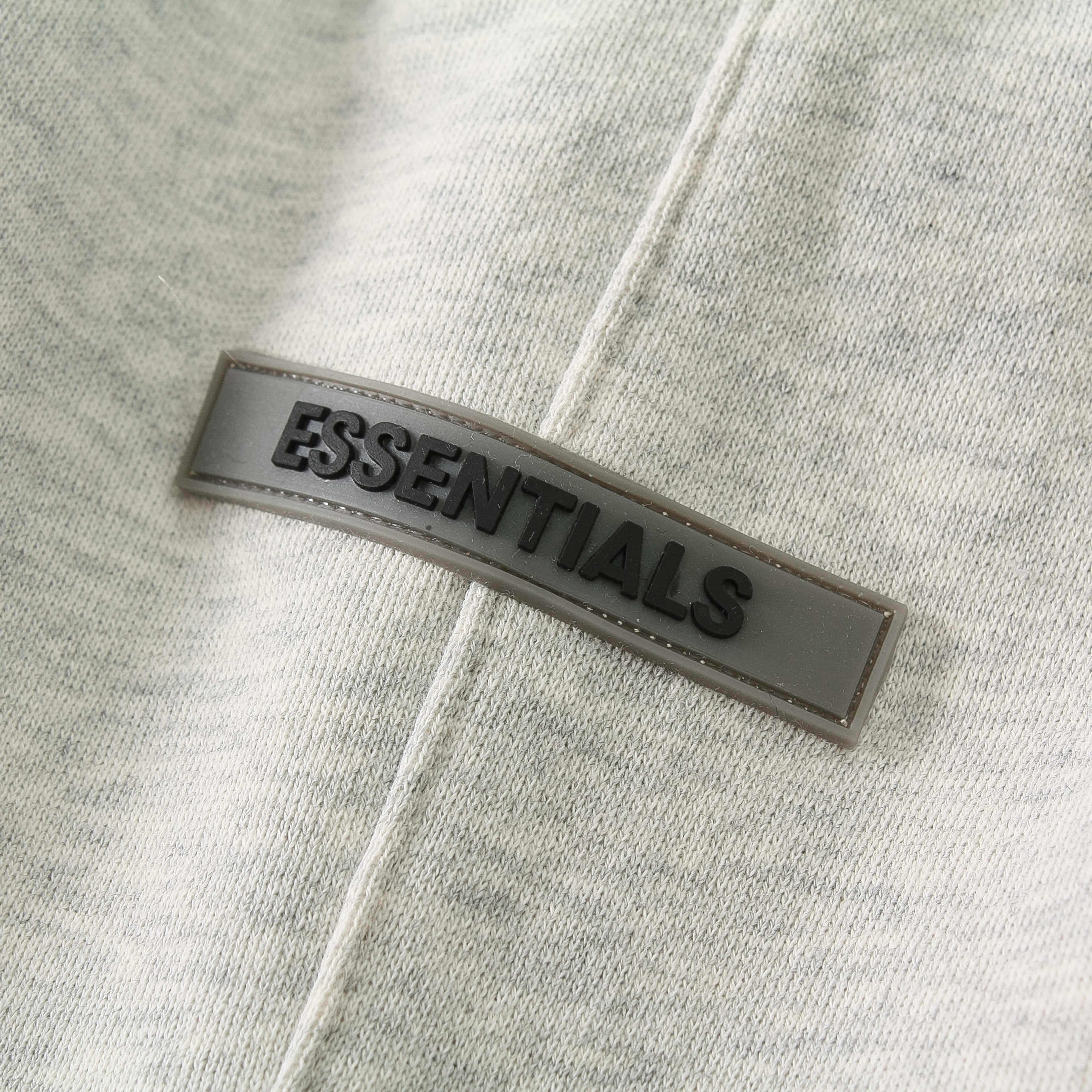 ESSENCE - SHORTS GREY