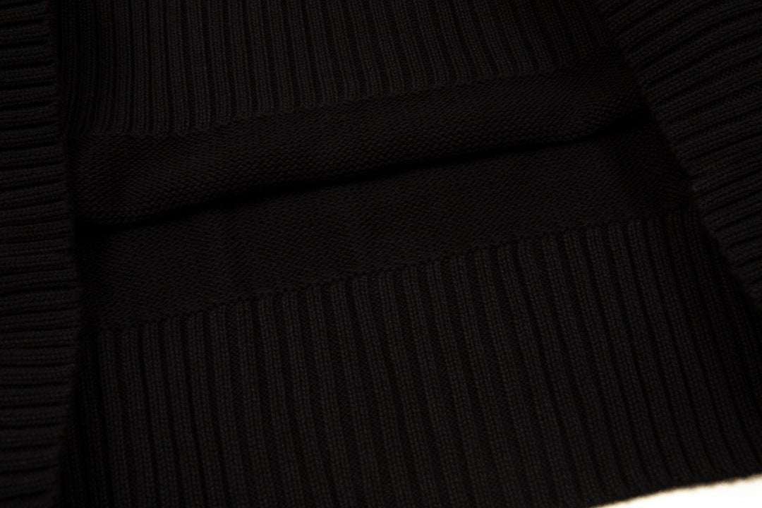 HEART - SWEATER BLACK