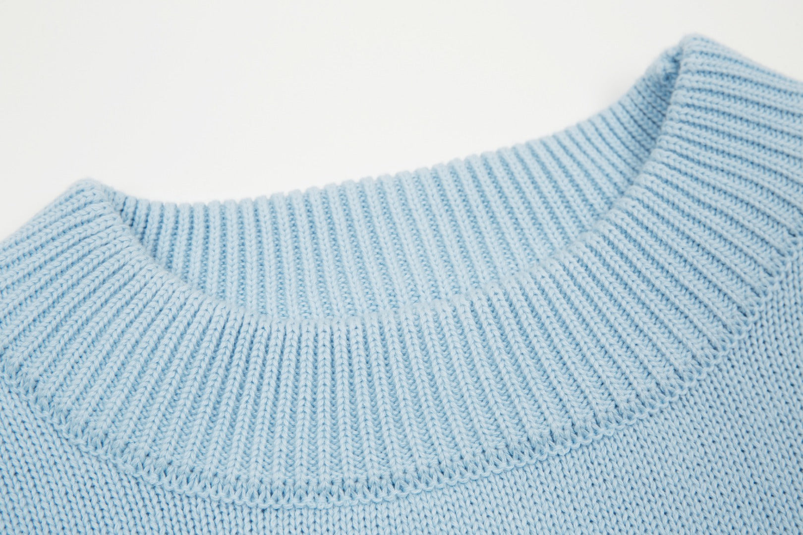 HEART - SWEATER LIGHT BLUE